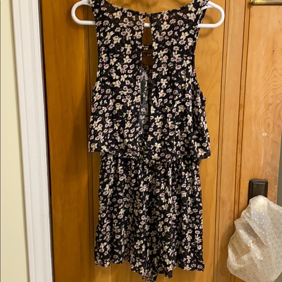 american eagle romper - Picture 2 of 2